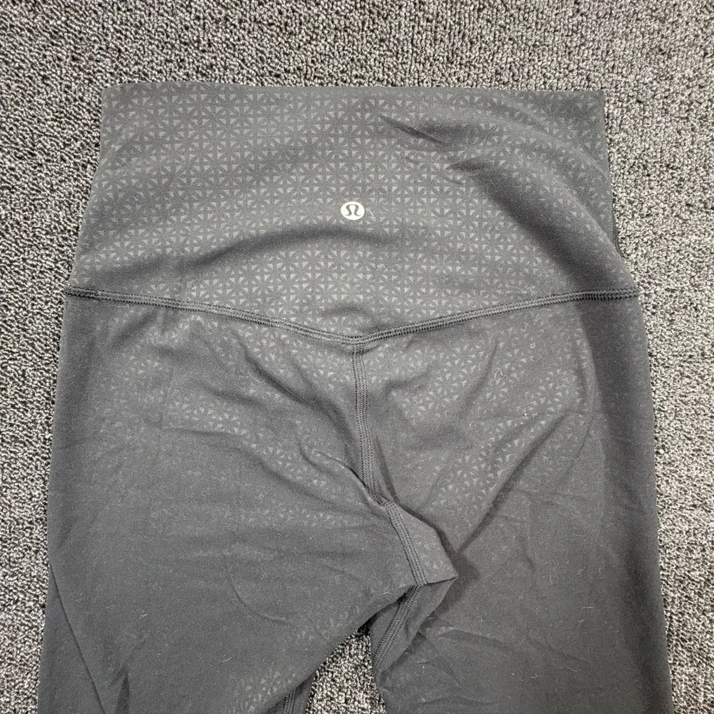 Lululemon Align High Rise Leggings Womens 2 Black Geometric Pattern Yoga Pants